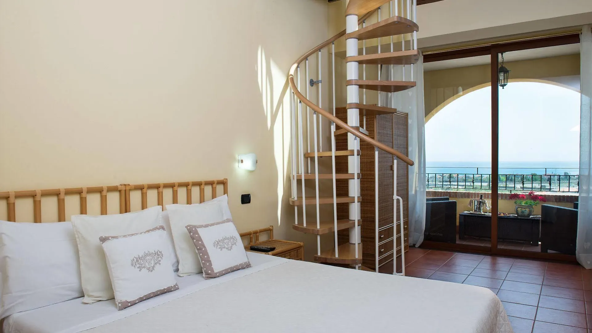'A Nuciara Park Hotel & Spa Furci Siculo 3*,