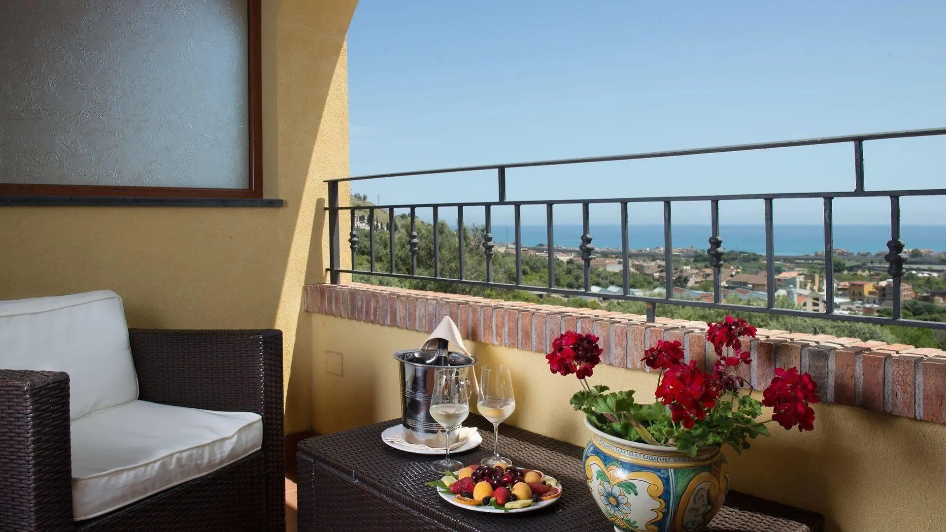 'A Nuciara Park Hotel & Spa Furci Siculo